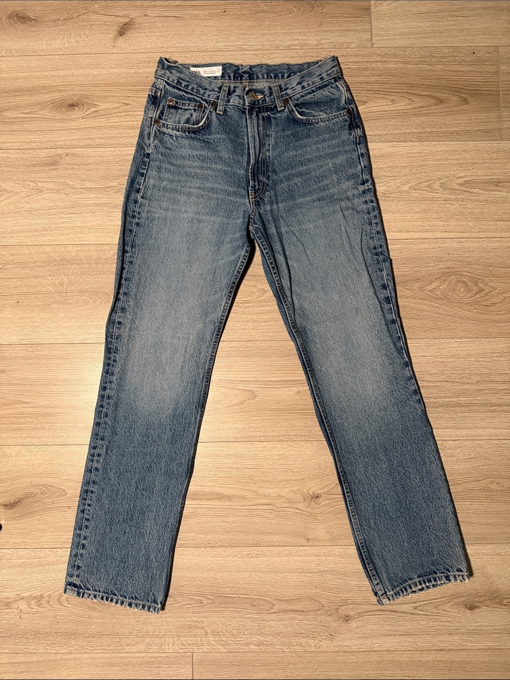 Zara Women's Straight-Leg Jeans in Blue Wash